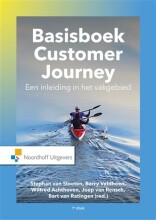 Samenvatting: Basisboek Customer Journey Een Inleiding In Het Vakgebied | 9789001855666 | STEPHAN VAN SLOOTEN, et al Afbeelding van boekomslag