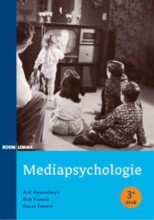 Samenvatting: Mediapsychologie | 9789059317116 | Ard Heuvelman, et al Afbeelding van boekomslag