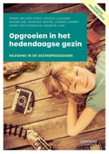 Samenvatting Opgroeien in het hedendaagse gezin inleiding in de gezinspedagogiek Afbeelding van boekomslag