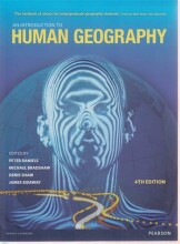 Samenvatting: An Introduction To Human Geography : Issues For The 21St Century | 9780273740704 | Peter Daniels Afbeelding van boekomslag