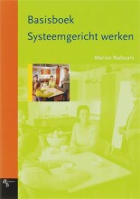 Samenvatting Basisboek systeemgericht werken Afbeelding van boekomslag