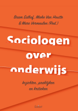 Samenvatting Sociologen over onderwijs Inzichten, praktijken en kritieken Afbeelding van boekomslag